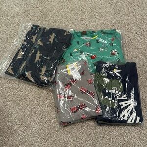 NWT Lot 4 pairs of Old Navy pajamas size 5T